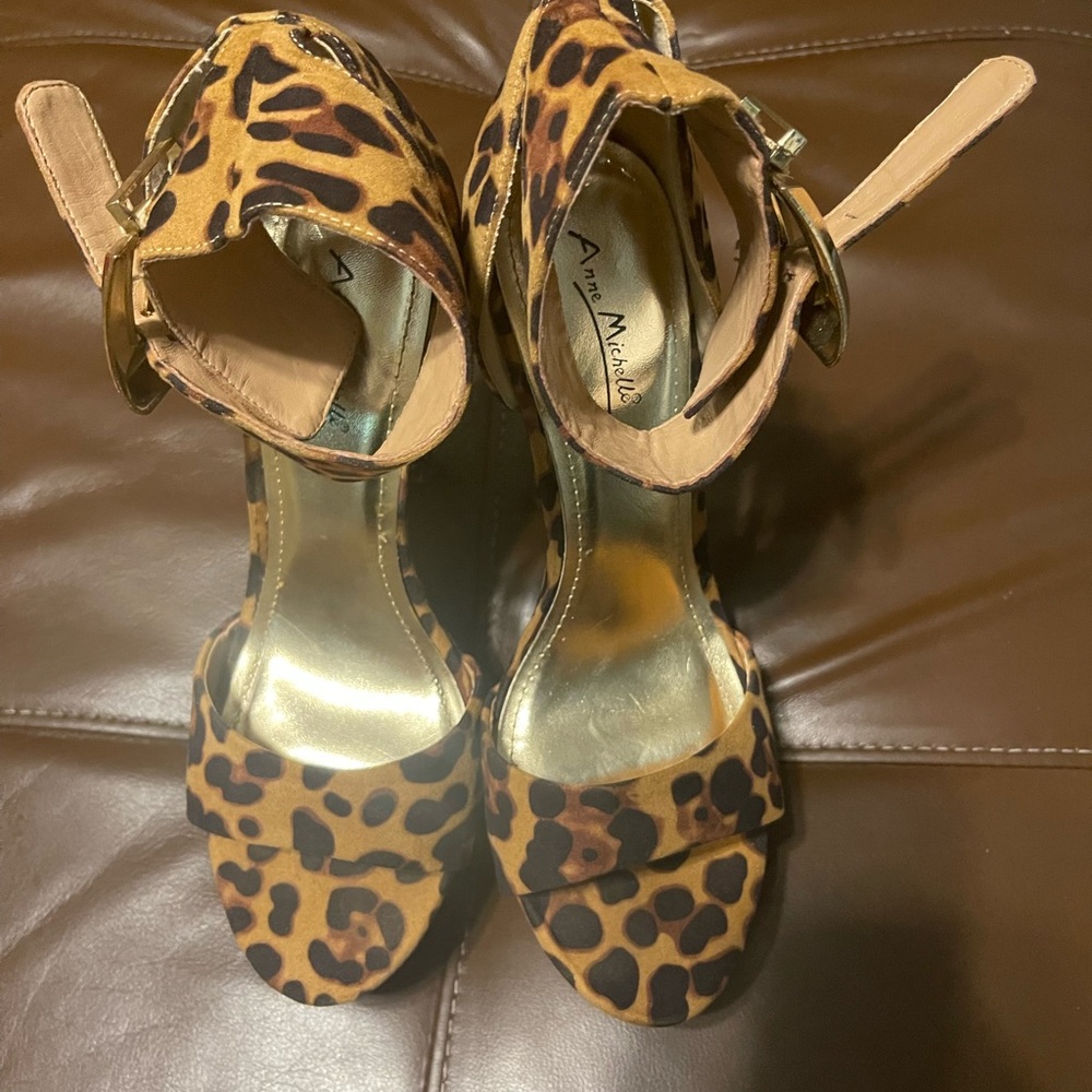 Anne michelle leopard print shoe